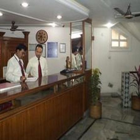 Hotel Anjuman Agra  Esterno foto