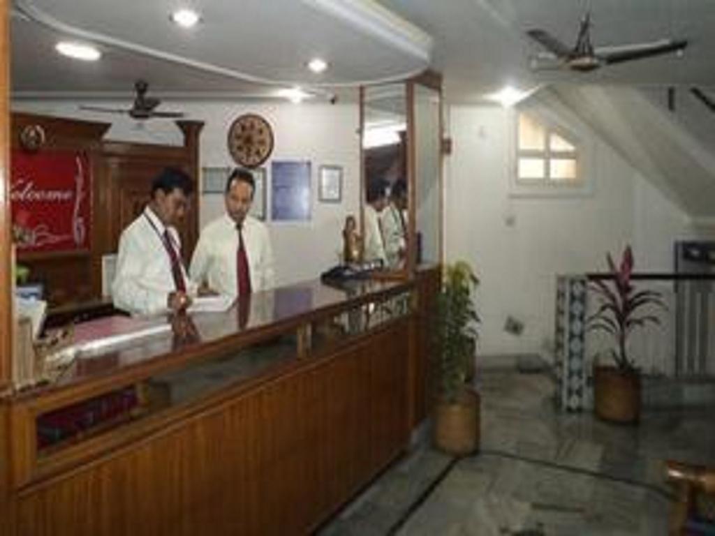 Hotel Anjuman Agra  Esterno foto